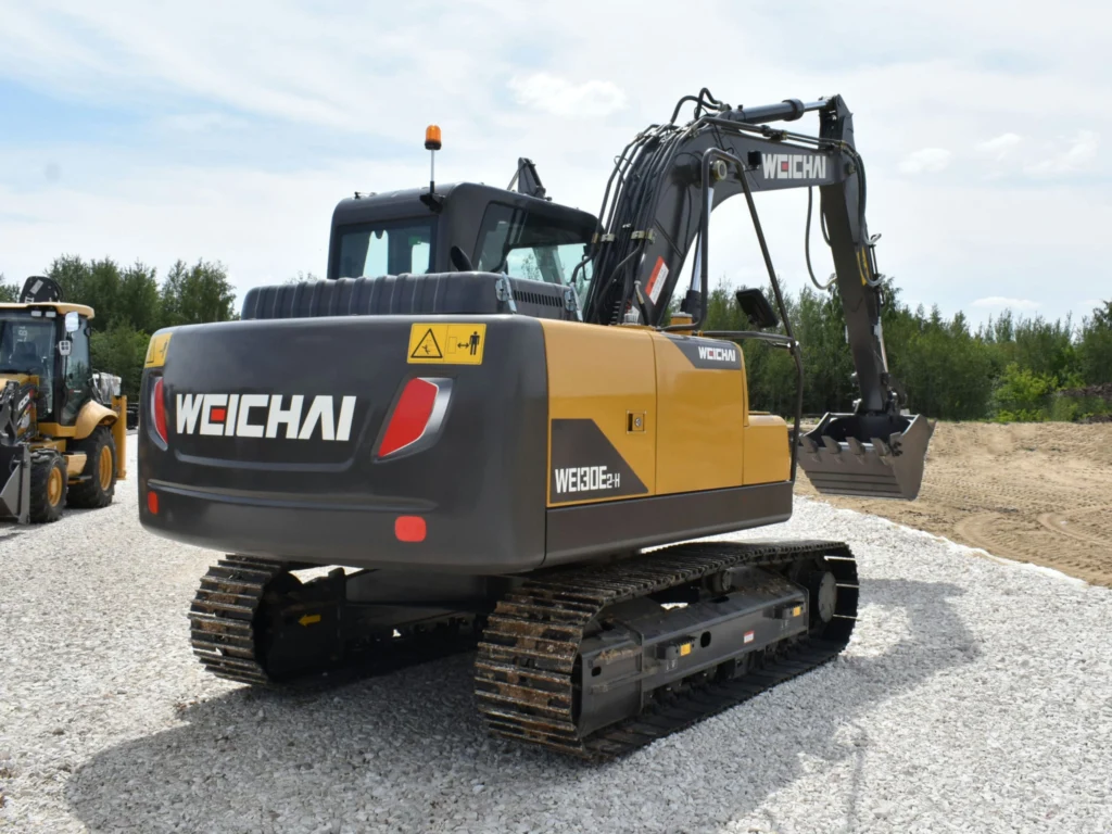 Гусеничный экскаватор Weheavy WE130Е2-H — изображение 11