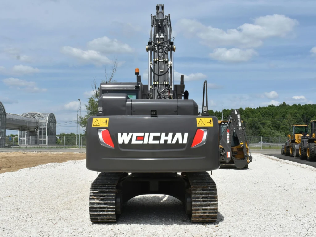 Гусеничный экскаватор Weheavy WE225Е2-N — изображение 4