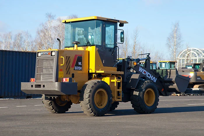 Фронтальный погрузчик Weheavy WL820H — изображение 10