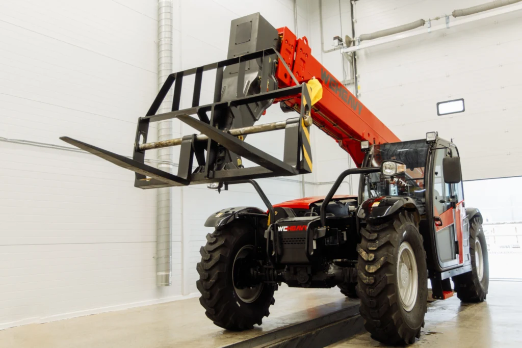 Телескопический погрузчик Weheavy WF4014 — изображение 4